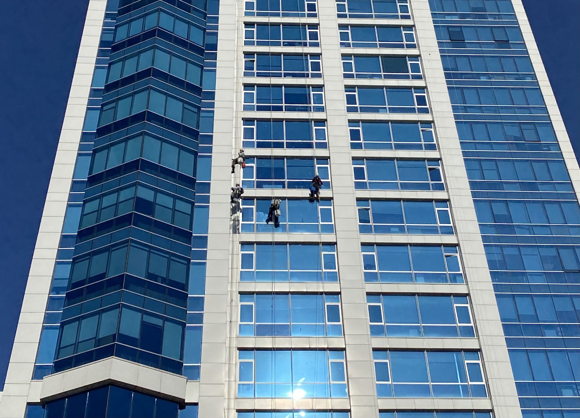Dağcı Sistemi ile Cam Silme